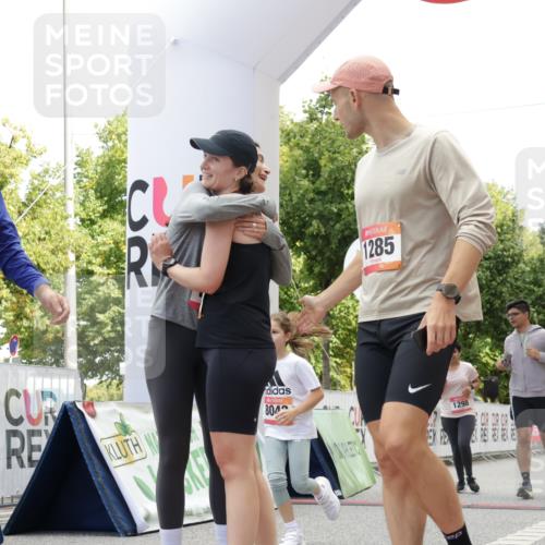06.09.2026 - CURREX Alsterlauf Yannick Fuchs http://msf.ph/oto/10118190 06.09.2026 12:01:54 Ziel 1095, 1284, 1285, 1286, 1288, 1298, 1305, 8042 meine-sportfotos.de