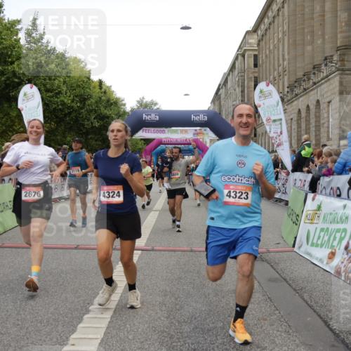 06.09.2026 - CURREX Alsterlauf Yannick Fuchs http://msf.ph/oto/10118274 06.09.2026 09:59:44 Ziel 2269, 2676, 2780, 3119, 3120, 4042, 4323, 4324, 4751, 4752, 4889, 4916, 5055, 5056, 5154, 5229, 5269, 5497, 5800, 6017, 6148, 6199, 6200, 6244, 6268, 8111 meine-sportfotos.de