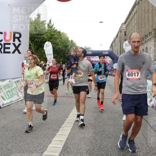 06.09.2026 - CURREX Alsterlauf Yannick Fuchs http://msf.ph/oto/10118425 06.09.2026 09:59:49 Ziel 2269, 2660, 2676, 3119, 3120, 3414, 4042, 4209, 4323, 4324, 4498, 4889, 4916, 5055, 5056, 5154, 5229, 5497, 5800, 6017, 6148, 6244, 6268, 8082 meine-sportfotos.de