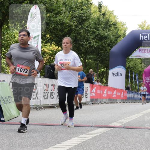 06.09.2026 - CURREX Alsterlauf Yannick Fuchs http://msf.ph/oto/10118468 06.09.2026 12:02:23 Ziel 1072, 1320, 1337 meine-sportfotos.de