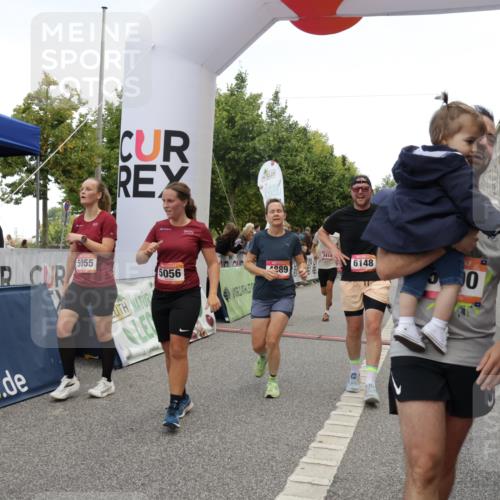06.09.2026 - CURREX Alsterlauf Yannick Fuchs http://msf.ph/oto/10118490 06.09.2026 09:59:50 Ziel 2269, 2660, 2676, 3119, 3120, 3414, 3801, 4042, 4209, 4323, 4324, 4498, 4889, 4916, 5055, 5056, 5154, 5229, 5377, 5497, 5800, 6017, 6148, 6244, 6268, 8082 meine-sportfotos.de