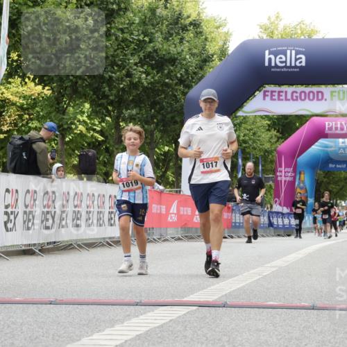 06.09.2026 - CURREX Alsterlauf Yannick Fuchs http://msf.ph/oto/10118567 06.09.2026 12:02:33 Ziel 1017, 1019, 1320 meine-sportfotos.de