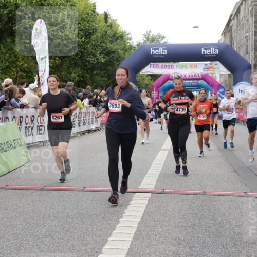06.09.2026 - CURREX Alsterlauf Yannick Fuchs http://msf.ph/oto/10118681 06.09.2026 09:59:57 Ziel 2238, 2660, 2743, 3179, 3414, 3801, 4180, 4209, 4498, 4739, 5267, 5377, 8023, 8082 meine-sportfotos.de