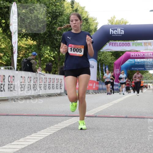 06.09.2026 - CURREX Alsterlauf Yannick Fuchs http://msf.ph/oto/10118748 06.09.2026 12:02:42 Ziel 1005, 1017, 1019, 8267 meine-sportfotos.de