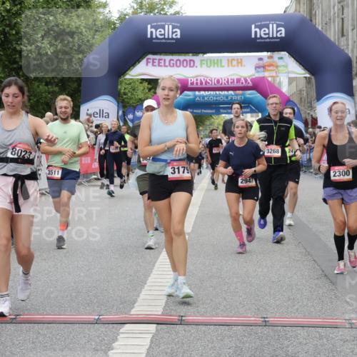 06.09.2026 - CURREX Alsterlauf Yannick Fuchs http://msf.ph/oto/10118769 06.09.2026 10:00:01 Ziel 2136, 2238, 2300, 2528, 2686, 2743, 2947, 3179, 3268, 3294, 3511, 3801, 4180, 4237, 4424, 4739, 5267, 5377, 5501, 5823, 8023, 8082, 8314 meine-sportfotos.de