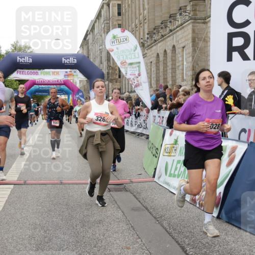 06.09.2026 - CURREX Alsterlauf Yannick Fuchs http://msf.ph/oto/10119072 06.09.2026 10:00:14 Ziel 2940, 3006, 3262, 3364, 3506, 3507, 3567, 3897, 4136, 4407, 5222, 5472, 5622, 5738, 5741, 6028, 6112, 6241, 6254, 6299, 8002, 8035, 8212 meine-sportfotos.de