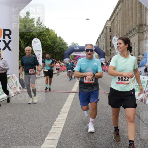 06.09.2026 - CURREX Alsterlauf Yannick Fuchs http://msf.ph/oto/10119253 06.09.2026 10:00:20 Ziel 2089, 2273, 2274, 2505, 2856, 2940, 3006, 3262, 3506, 3507, 3567, 3574, 3897, 4296, 4578, 5005, 5222, 5536, 5622, 6028, 6112, 6241, 6258, 6291, 6299, 6457, 8212 meine-sportfotos.de