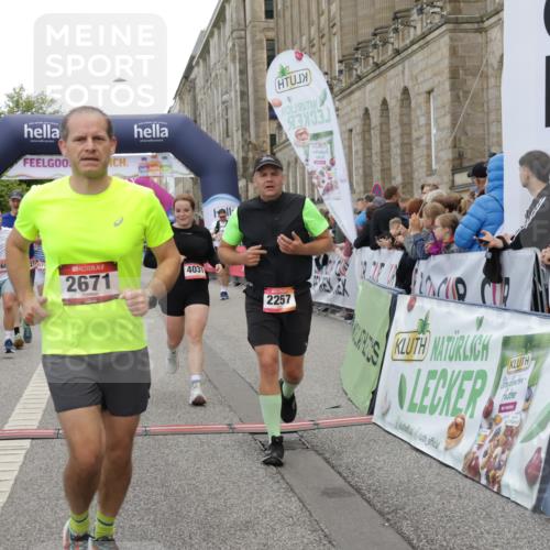 06.09.2026 - CURREX Alsterlauf Yannick Fuchs http://msf.ph/oto/10119514 06.09.2026 10:00:29 Ziel 2089, 2124, 2257, 2273, 2274, 2505, 2545, 2671, 2721, 2856, 4296, 4461, 4468, 4524, 4578, 5005, 5536, 6180, 6258, 6291, 6436, 6457, 8008, 8063, 8318 meine-sportfotos.de