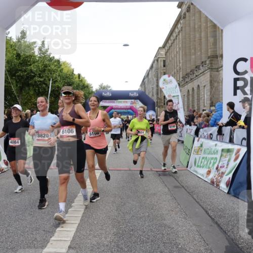 06.09.2026 - CURREX Alsterlauf Yannick Fuchs http://msf.ph/oto/10119906 06.09.2026 10:00:44 Ziel 2531, 2698, 3068, 3295, 3604, 3820, 3837, 3979, 4084, 5108, 5240, 5519, 5724, 5833, 5930, 6106, 6187, 6257, 6397, 6480, 8068, 8140 meine-sportfotos.de