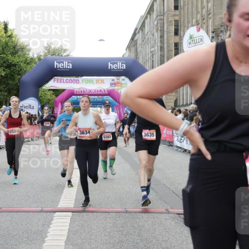 06.09.2026 - CURREX Alsterlauf Yannick Fuchs http://msf.ph/oto/10120197 06.09.2026 10:00:54 Ziel 2251, 2698, 2849, 2895, 3068, 3274, 3295, 3634, 3635, 3726, 3727, 3735, 4414, 5077, 5240, 5460, 5519, 5577, 5724, 6283, 6397, 6480, 8207, 8293 meine-sportfotos.de