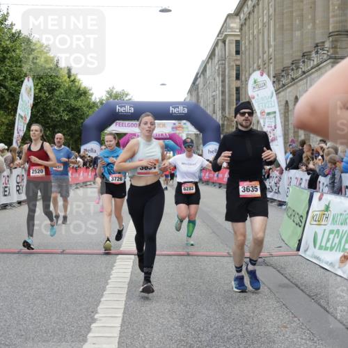 06.09.2026 - CURREX Alsterlauf Yannick Fuchs http://msf.ph/oto/10120247 06.09.2026 10:00:55 Ziel 2251, 2849, 2895, 3068, 3274, 3295, 3634, 3635, 3726, 3727, 3735, 4414, 5077, 5240, 5460, 5577, 5724, 6283, 6397, 6480, 8207, 8293 meine-sportfotos.de