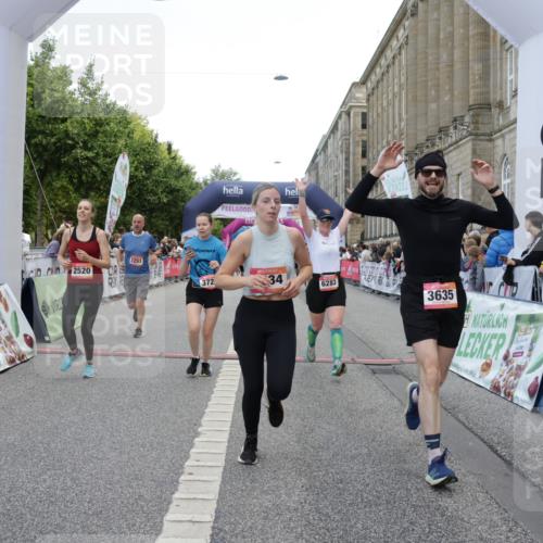 06.09.2026 - CURREX Alsterlauf Yannick Fuchs http://msf.ph/oto/10120266 06.09.2026 10:00:56 Ziel 2251, 2849, 2895, 3068, 3274, 3295, 3634, 3635, 3726, 3727, 3735, 4414, 5077, 5460, 5577, 6283, 8207, 8293 meine-sportfotos.de