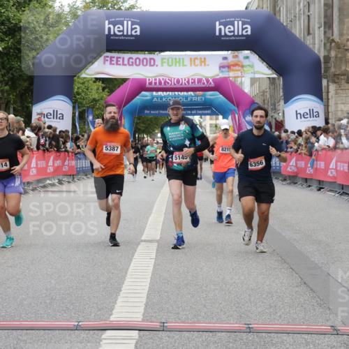 06.09.2026 - CURREX Alsterlauf Yannick Fuchs http://msf.ph/oto/10120383 06.09.2026 10:00:59 Ziel 2251, 2895, 3634, 3635, 3726, 3727, 3735, 4414, 4914, 5145, 5387, 5460, 6283, 6356, 8207 meine-sportfotos.de