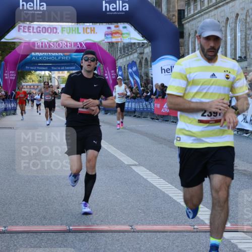 06.09.2026 - CURREX Alsterlauf Strokosch-Dieckow http://msf.ph/oto/10120450 06.09.2026 09:37:32 Ziel 2021, 2391, 3040, 3809, 4625, 5637, 6057, 6226, 6238, 6494 meine-sportfotos.de