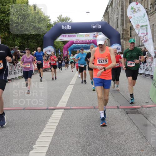 06.09.2026 - CURREX Alsterlauf Yannick Fuchs http://msf.ph/oto/10120511 06.09.2026 10:01:06 Ziel 2882, 3312, 3941, 4418, 4533, 4628, 4914, 5145, 5387, 6250, 6353, 6356, 8215 meine-sportfotos.de