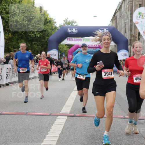 06.09.2026 - CURREX Alsterlauf Yannick Fuchs http://msf.ph/oto/10120593 06.09.2026 10:01:08 Ziel 2307, 2882, 3312, 3941, 4120, 4418, 4533, 4628, 4914, 5092, 5145, 5387, 6250, 6353, 6356, 6384, 8120, 8215 meine-sportfotos.de