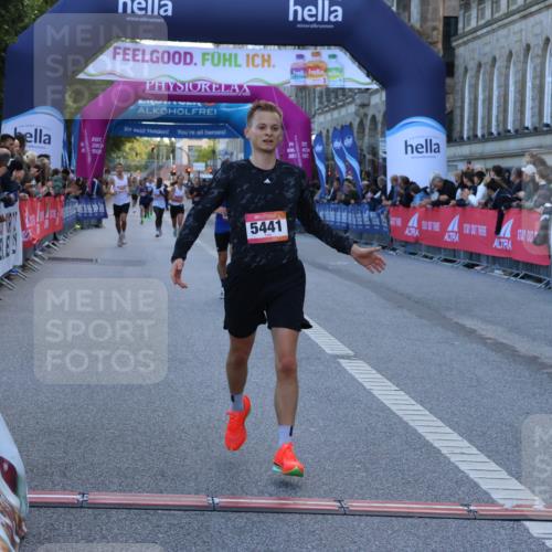 06.09.2026 - CURREX Alsterlauf Strokosch-Dieckow http://msf.ph/oto/10120599 06.09.2026 09:37:47 Ziel 4201, 5024, 5374, 5441, 5641, 5671 meine-sportfotos.de