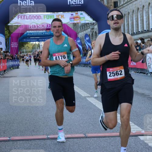 06.09.2026 - CURREX Alsterlauf Strokosch-Dieckow http://msf.ph/oto/10120809 06.09.2026 09:38:06 Ziel 2562, 3866, 4176, 5658, 5901, 6003, 8011 meine-sportfotos.de