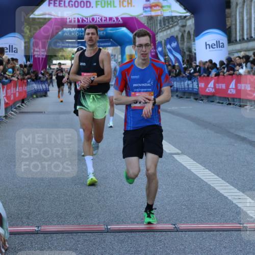 06.09.2026 - CURREX Alsterlauf Strokosch-Dieckow http://msf.ph/oto/10120943 06.09.2026 09:38:24 Ziel 2378, 4160, 4614, 4983, 5687, 5727, 6101, 6133, 6309, 8024 meine-sportfotos.de