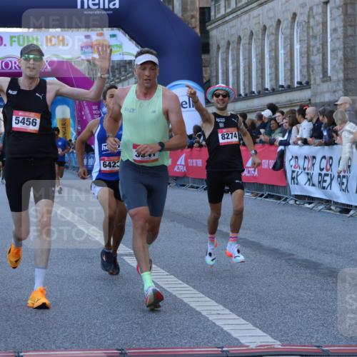 06.09.2026 - CURREX Alsterlauf Strokosch-Dieckow http://msf.ph/oto/10120994 06.09.2026 09:38:33 Ziel 2214, 2326, 3541, 5193, 5456, 5619, 5687, 6101, 6423, 8274 meine-sportfotos.de