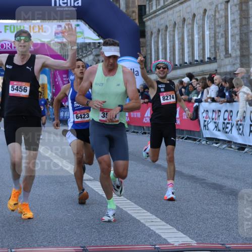 06.09.2026 - CURREX Alsterlauf Strokosch-Dieckow http://msf.ph/oto/10121005 06.09.2026 09:38:33 Ziel 2214, 2326, 3541, 5193, 5456, 5619, 5687, 6101, 6423, 8274 meine-sportfotos.de