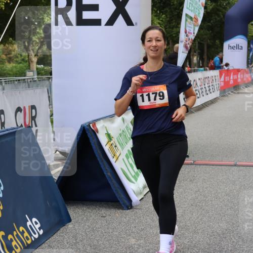 06.09.2026 - CURREX Alsterlauf Strokosch-Dieckow http://msf.ph/oto/10121309 06.09.2026 12:04:36 Ziel 1109, 1110, 1174, 1179 meine-sportfotos.de