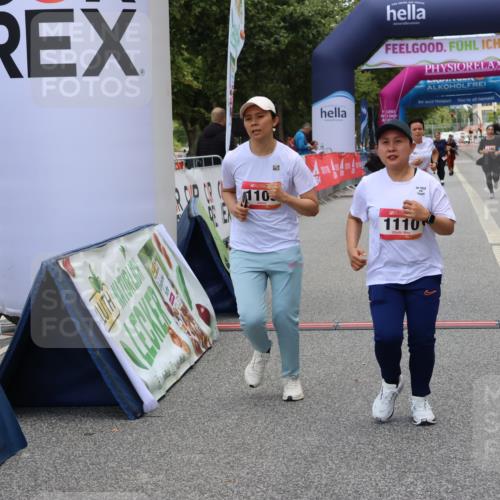 06.09.2026 - CURREX Alsterlauf Strokosch-Dieckow http://msf.ph/oto/10121336 06.09.2026 12:04:43 Ziel 1109, 1110, 8090 meine-sportfotos.de
