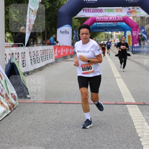 06.09.2026 - CURREX Alsterlauf Strokosch-Dieckow http://msf.ph/oto/10121358 06.09.2026 12:04:46 Ziel 1109, 1110, 1199, 8090 meine-sportfotos.de