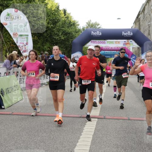 06.09.2026 - CURREX Alsterlauf Yannick Fuchs http://msf.ph/oto/10121388 06.09.2026 10:01:36 Ziel 2249, 2492, 2496, 2733, 3518, 3544, 4073, 4121, 4259, 4551, 4552, 4580, 4638, 4883, 4884, 4921, 5012, 5060, 5192, 5237, 5669, 5749, 5793, 5856, 5918, 5976, 6018, 6114, 8037, 8038, 8062 meine-sportfotos.de