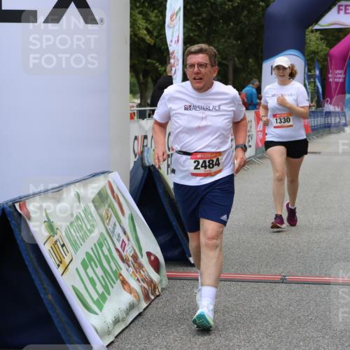 06.09.2026 - CURREX Alsterlauf Strokosch-Dieckow http://msf.ph/oto/10121482 06.09.2026 12:05:06 Ziel 1084, 1159, 1160, 1330, 2484 meine-sportfotos.de