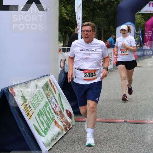 06.09.2026 - CURREX Alsterlauf Strokosch-Dieckow http://msf.ph/oto/10121488 06.09.2026 12:05:06 Ziel 1084, 1159, 1160, 1330, 2484 meine-sportfotos.de