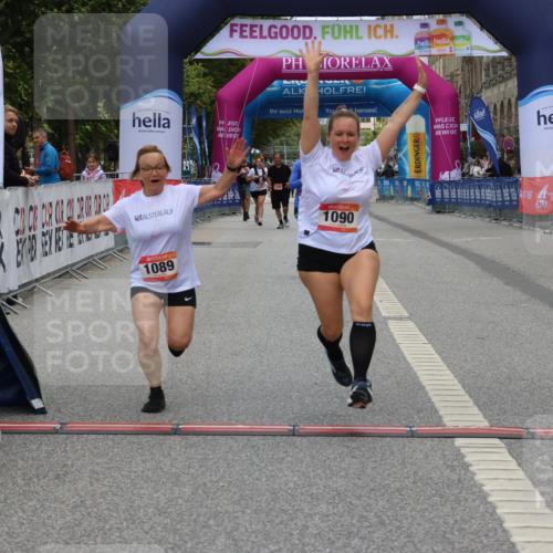 06.09.2026 - CURREX Alsterlauf Strokosch-Dieckow http://msf.ph/oto/10121594 06.09.2026 12:05:22 Ziel 1089, 1090, 1347 meine-sportfotos.de