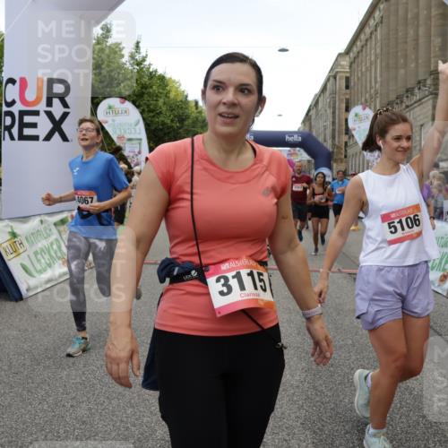 06.09.2026 - CURREX Alsterlauf Yannick Fuchs http://msf.ph/oto/10121647 06.09.2026 10:01:45 Ziel 2385, 2733, 2977, 3115, 3448, 3563, 4067, 4073, 4117, 4121, 4162, 4551, 4552, 4608, 4921, 5106, 5186, 5380, 5388, 5429, 5734, 5918, 5976, 6171, 8037, 8038, 8062, 8122 meine-sportfotos.de