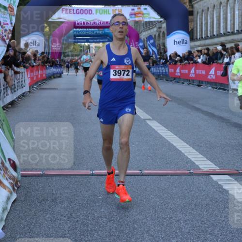 06.09.2026 - CURREX Alsterlauf Strokosch-Dieckow http://msf.ph/oto/10121764 06.09.2026 09:39:29 Ziel 2739, 3270, 3759, 3972, 4163, 4698, 4866, 5246, 5334, 5339, 5639, 5803, 5967 meine-sportfotos.de