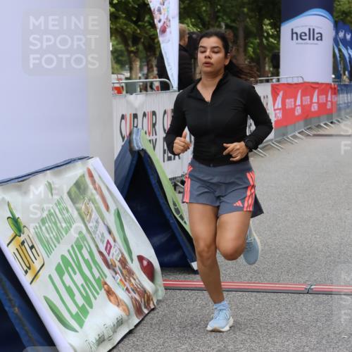 06.09.2026 - CURREX Alsterlauf Strokosch-Dieckow http://msf.ph/oto/10121789 06.09.2026 12:05:45 Ziel 1131, 1304, 1327 meine-sportfotos.de