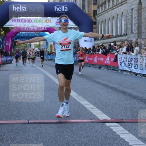 06.09.2026 - CURREX Alsterlauf Strokosch-Dieckow http://msf.ph/oto/10121888 06.09.2026 09:39:36 Ziel 2727, 3270, 4163, 4380, 5334, 5339, 5803 meine-sportfotos.de