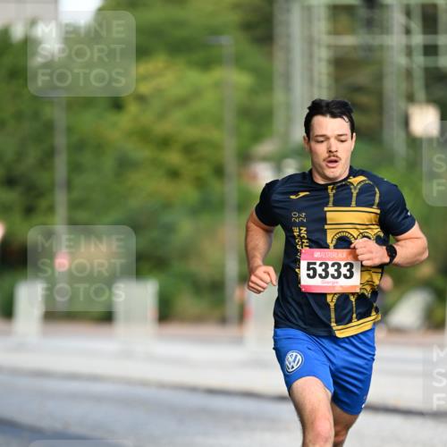 06.09.2026 - CURREX Alsterlauf Dr. Thomas Lammeyer http://msf.ph/oto/10122025 06.09.2026 09:36:48 Laufen 04, 22, 5333 meine-sportfotos.de