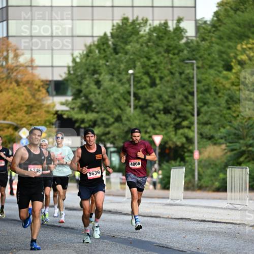 06.09.2026 - CURREX Alsterlauf Dr. Thomas Lammeyer http://msf.ph/oto/10122030 06.09.2026 09:36:49 Laufen 42, 195, 19, 246, 5639, 4866 meine-sportfotos.de