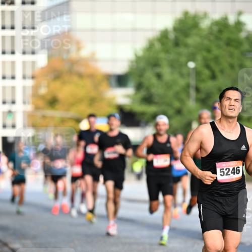 06.09.2026 - CURREX Alsterlauf Dr. Thomas Lammeyer http://msf.ph/oto/10122069 06.09.2026 09:36:52 Laufen 5246 meine-sportfotos.de