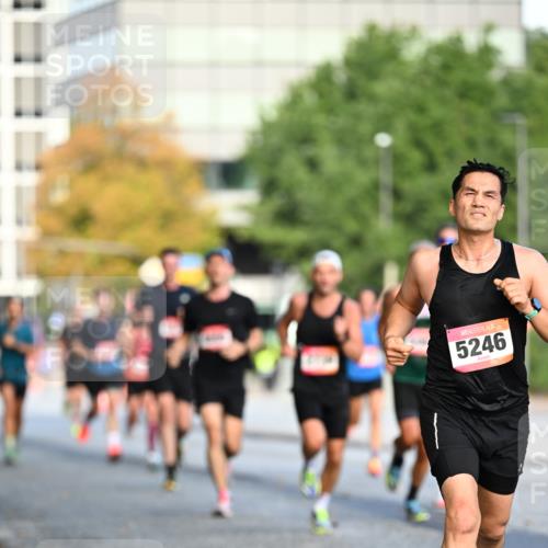06.09.2026 - CURREX Alsterlauf Dr. Thomas Lammeyer http://msf.ph/oto/10122070 06.09.2026 09:36:52 Laufen 5246 meine-sportfotos.de