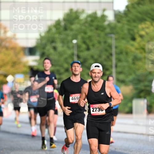 06.09.2026 - CURREX Alsterlauf Dr. Thomas Lammeyer http://msf.ph/oto/10122093 06.09.2026 09:36:55 Laufen 469, 2739 meine-sportfotos.de