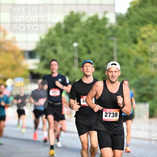 06.09.2026 - CURREX Alsterlauf Dr. Thomas Lammeyer http://msf.ph/oto/10122094 06.09.2026 09:36:55 Laufen 4, 2739 meine-sportfotos.de