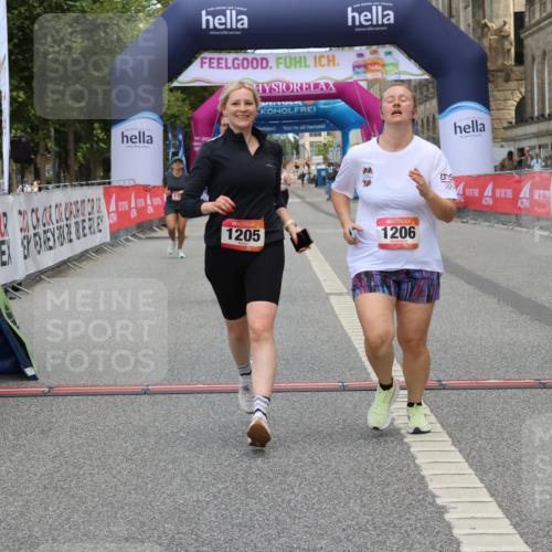 06.09.2026 - CURREX Alsterlauf Strokosch-Dieckow http://msf.ph/oto/10122096 06.09.2026 12:06:07 Ziel 1205, 1206, 1224, 4444 meine-sportfotos.de