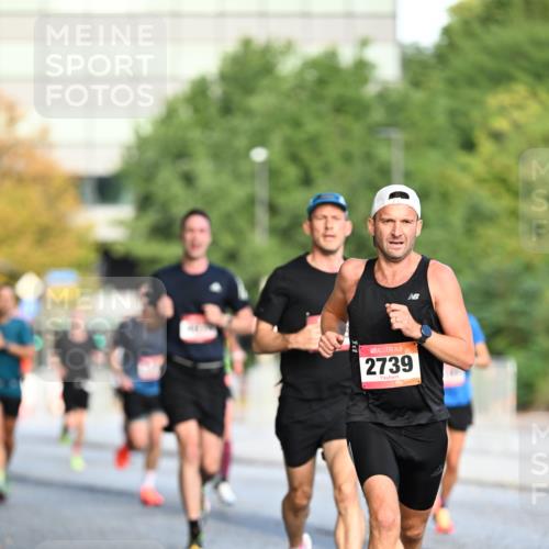 06.09.2026 - CURREX Alsterlauf Dr. Thomas Lammeyer http://msf.ph/oto/10122097 06.09.2026 09:36:55 Laufen 2739 meine-sportfotos.de