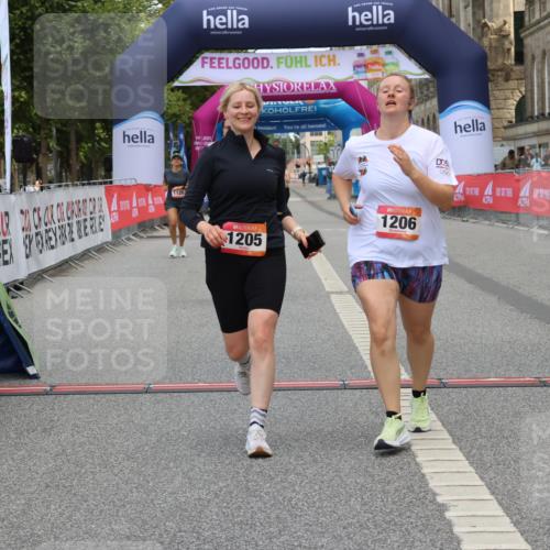 06.09.2026 - CURREX Alsterlauf Strokosch-Dieckow http://msf.ph/oto/10122108 06.09.2026 12:06:07 Ziel 1205, 1206, 1224, 4444 meine-sportfotos.de