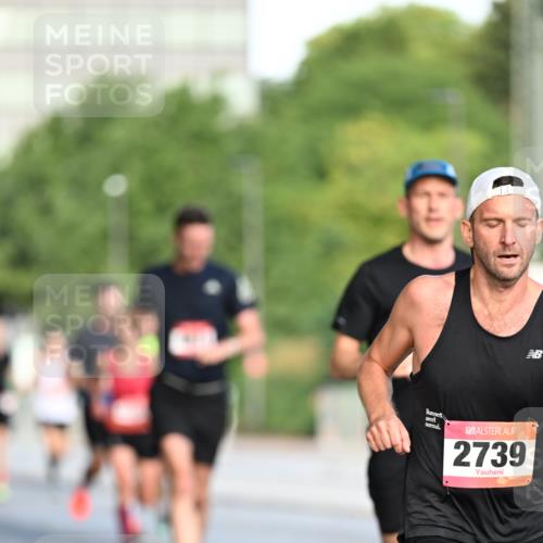 06.09.2026 - CURREX Alsterlauf Dr. Thomas Lammeyer http://msf.ph/oto/10122109 06.09.2026 09:36:56 Laufen 2739 meine-sportfotos.de