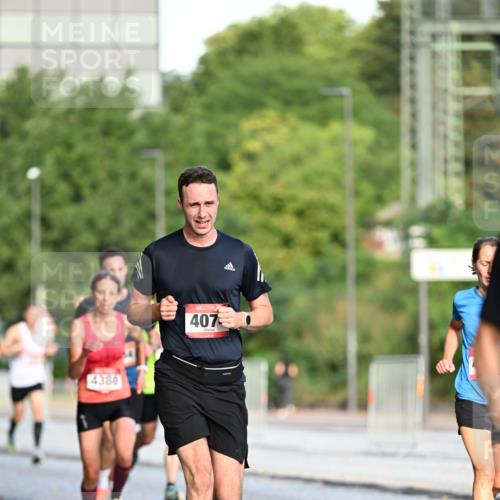 06.09.2026 - CURREX Alsterlauf Dr. Thomas Lammeyer http://msf.ph/oto/10122115 06.09.2026 09:36:57 Laufen 4380, 407 meine-sportfotos.de