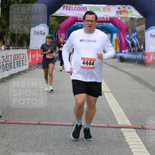 06.09.2026 - CURREX Alsterlauf Strokosch-Dieckow http://msf.ph/oto/10122117 06.09.2026 12:06:10 Ziel 1120, 1205, 1206, 4444 meine-sportfotos.de