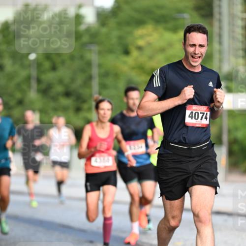 06.09.2026 - CURREX Alsterlauf Dr. Thomas Lammeyer http://msf.ph/oto/10122126 06.09.2026 09:36:58 Laufen 4380, 4074 meine-sportfotos.de