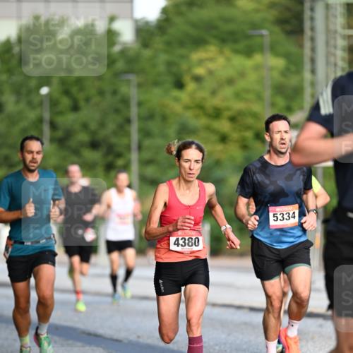 06.09.2026 - CURREX Alsterlauf Dr. Thomas Lammeyer http://msf.ph/oto/10122128 06.09.2026 09:36:59 Laufen 4380, 5334 meine-sportfotos.de